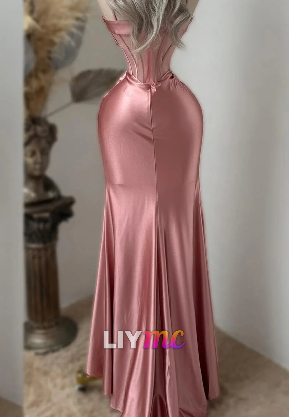Sweetheart Spaghetti Straps Appliques Pleated Sheath Prom Dress