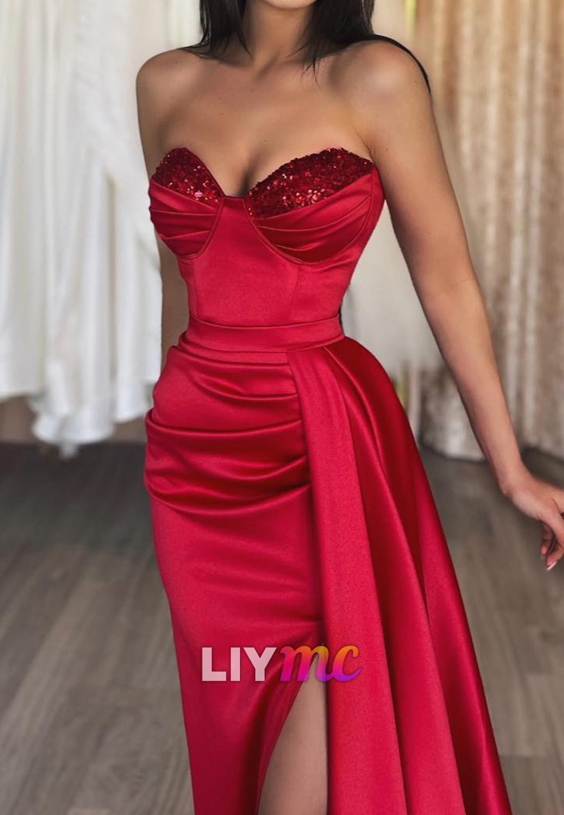 Semi-Sweetheart Strapless Sequins Ruched Side Slit Sheath Prom Dress
