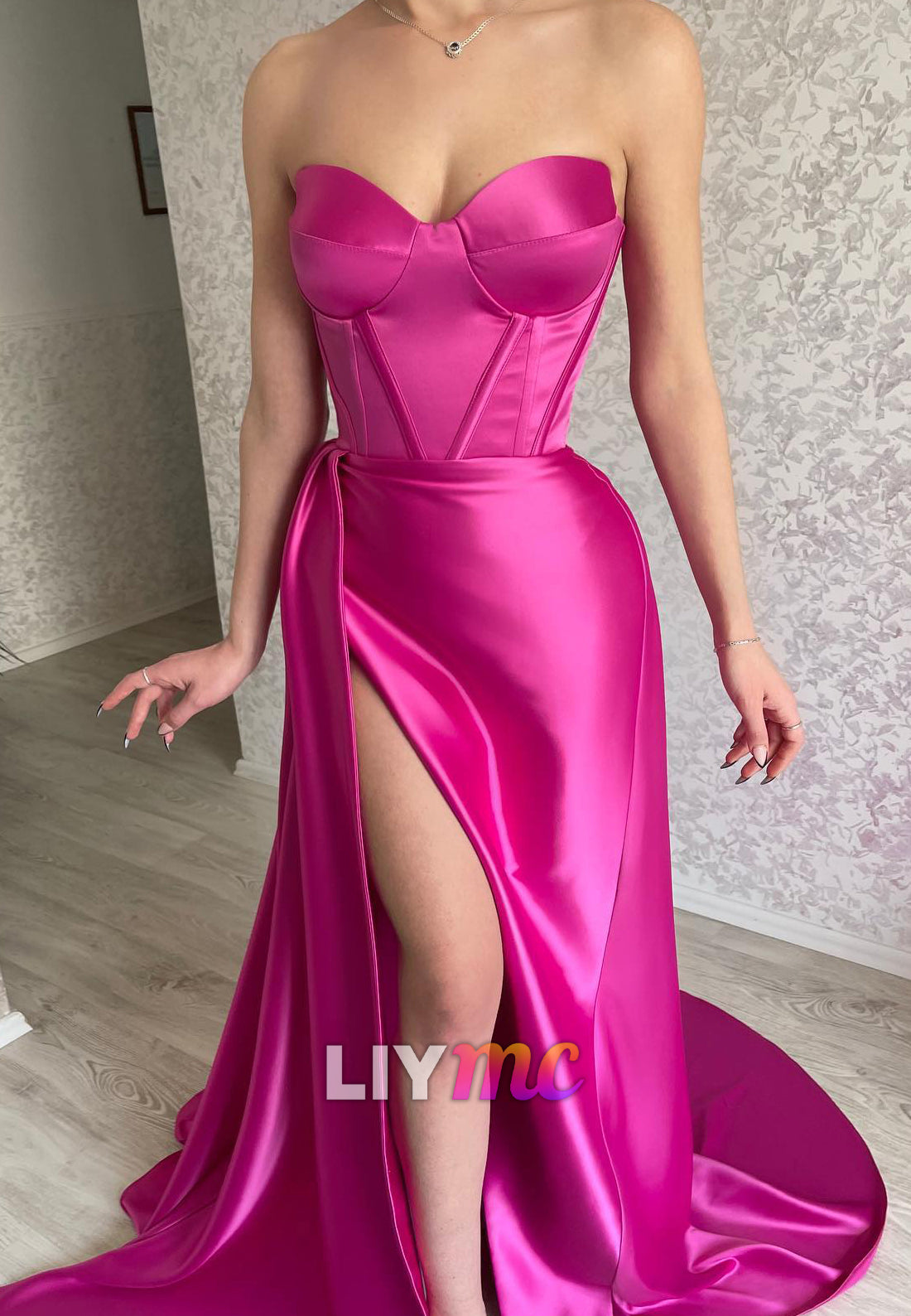 Sweetheart Strapless Sleek High Slit Sheath Prom Dress
