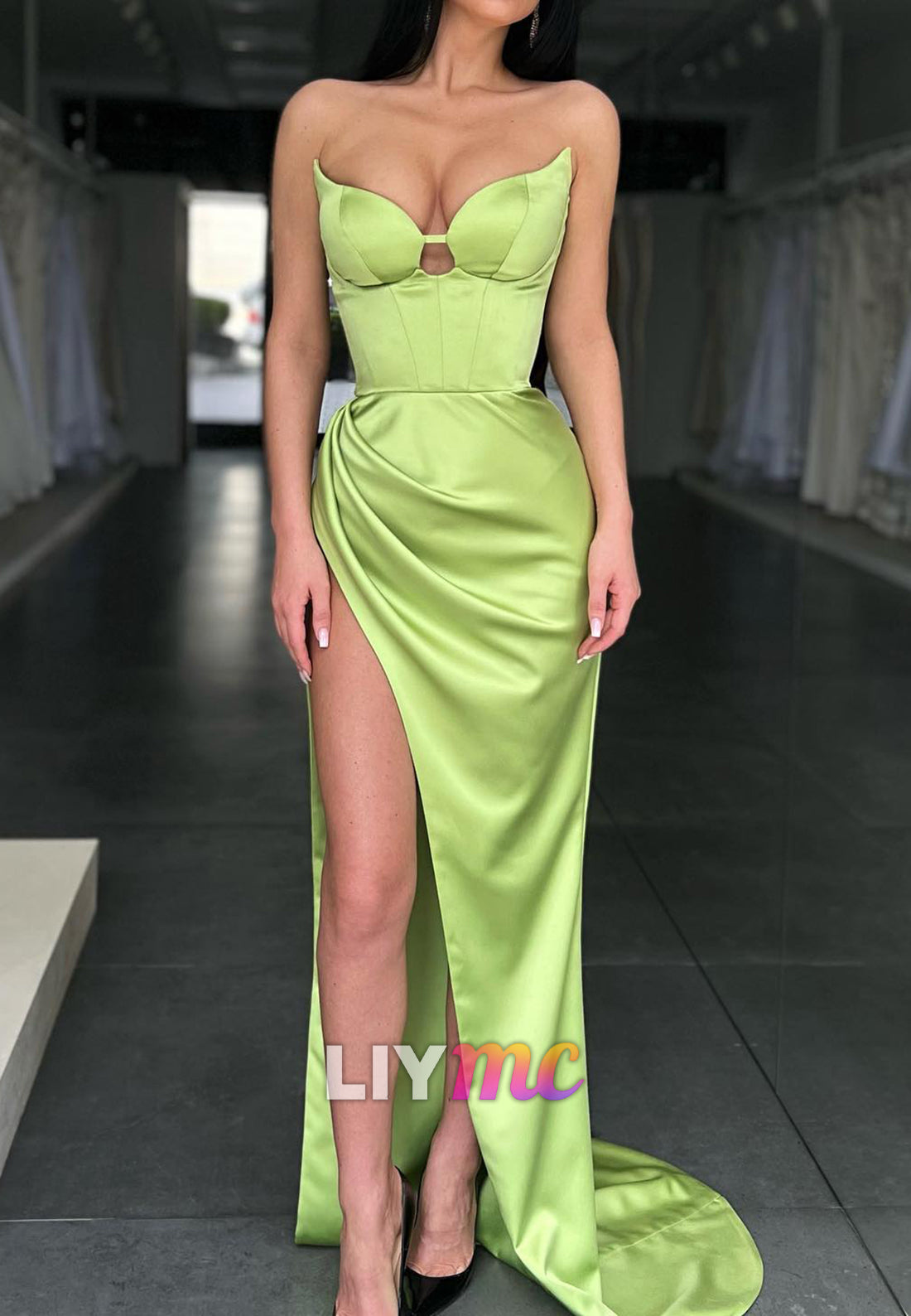 V-Neck Strapless Ruched High Slit Sheath Prom Dress