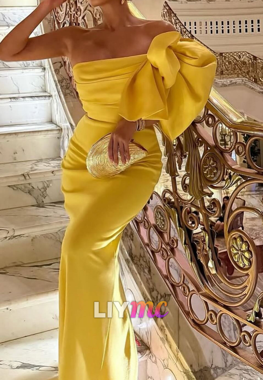Asymmetrical Sleeveless Sleek Fitted Mermaid Evening Dress