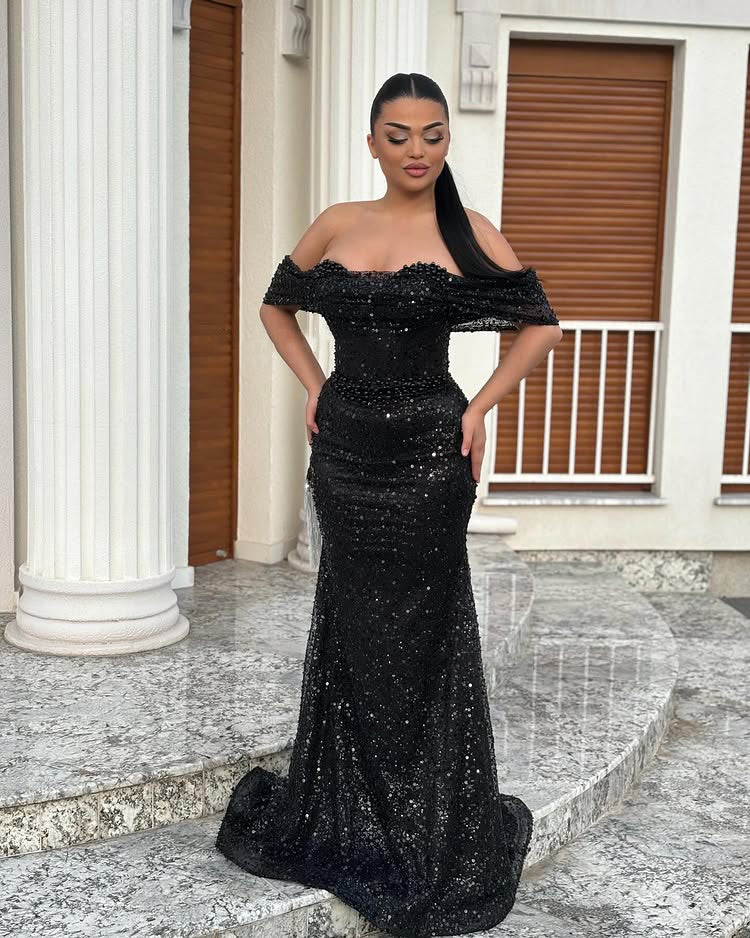 LP2022 - Sweetheart Strapless Beaded Fitted Mermaid Prom Dress