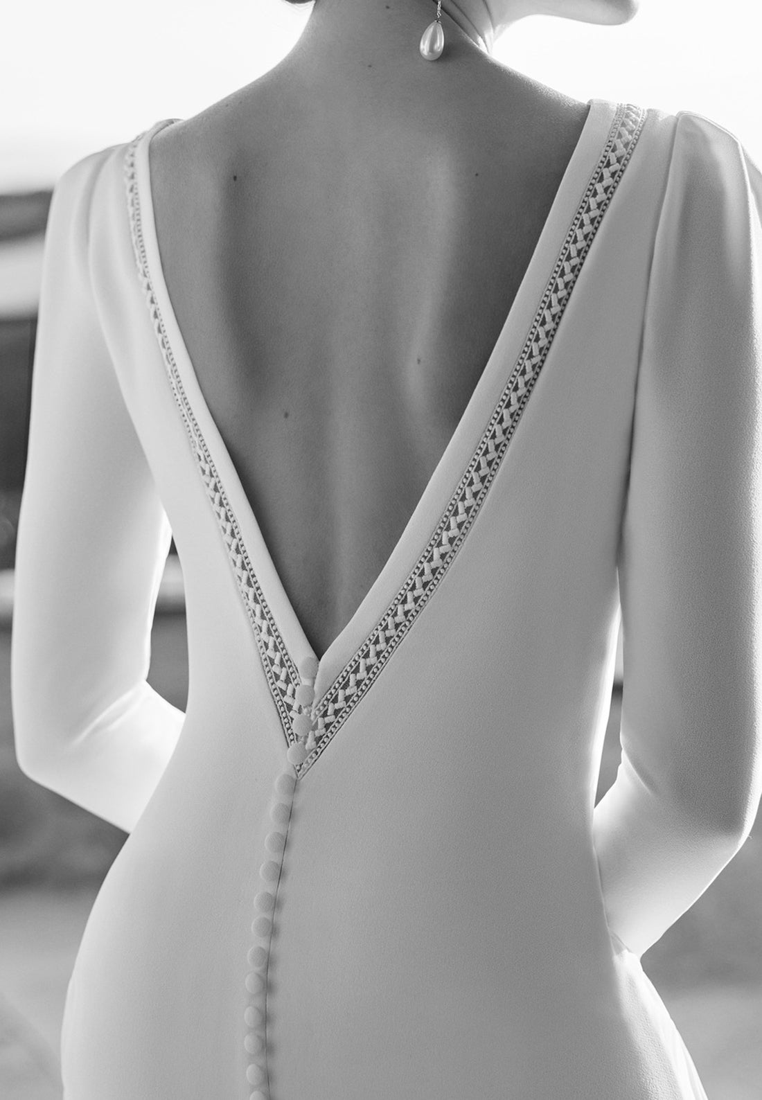 LW876 - Scoop Long Sleeves Sleek Satin Mermaid Long Beach Wedding Dress