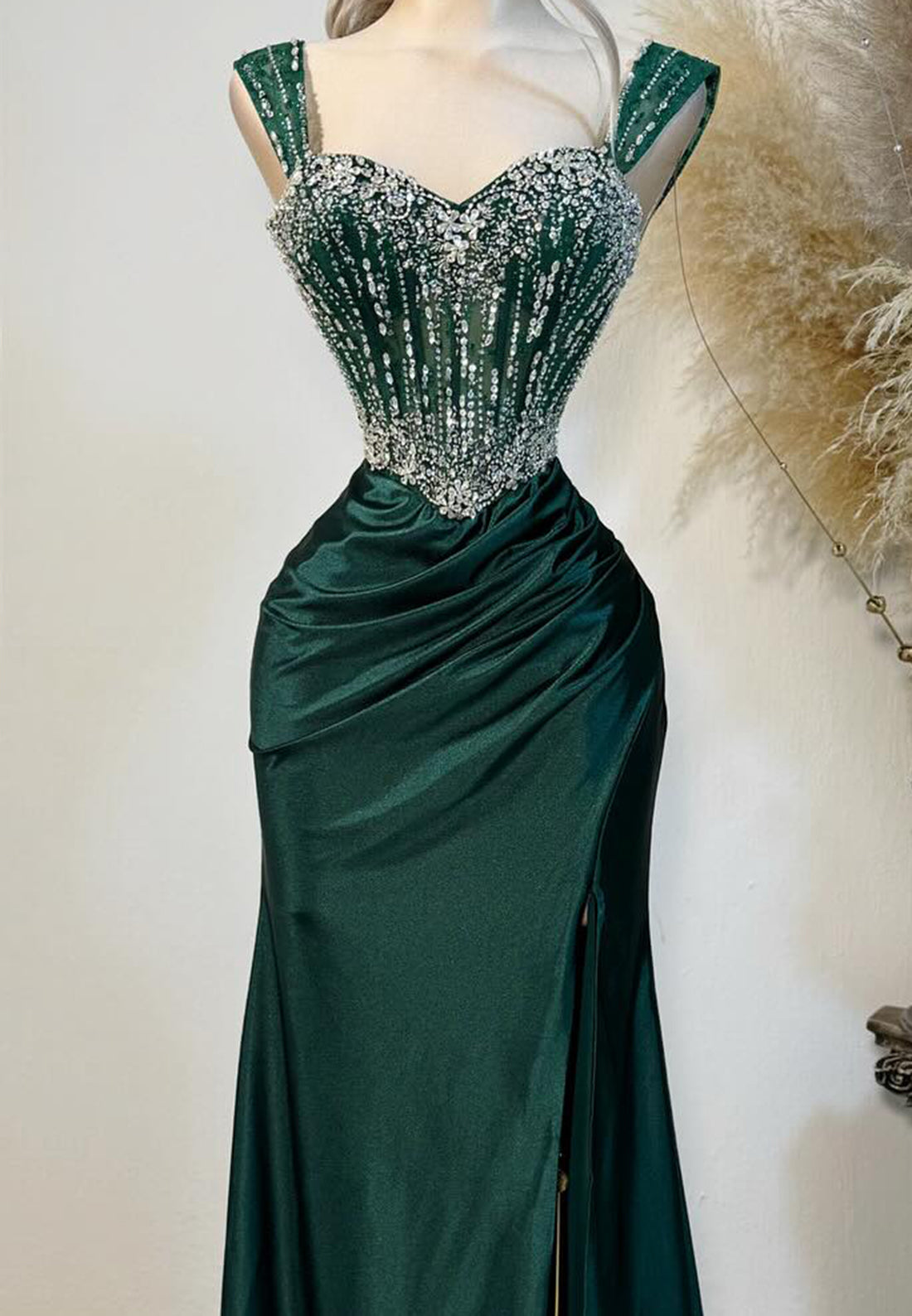 Sweetheart Straps Beaded Side Slit Sheath Sparkly Prom Dress