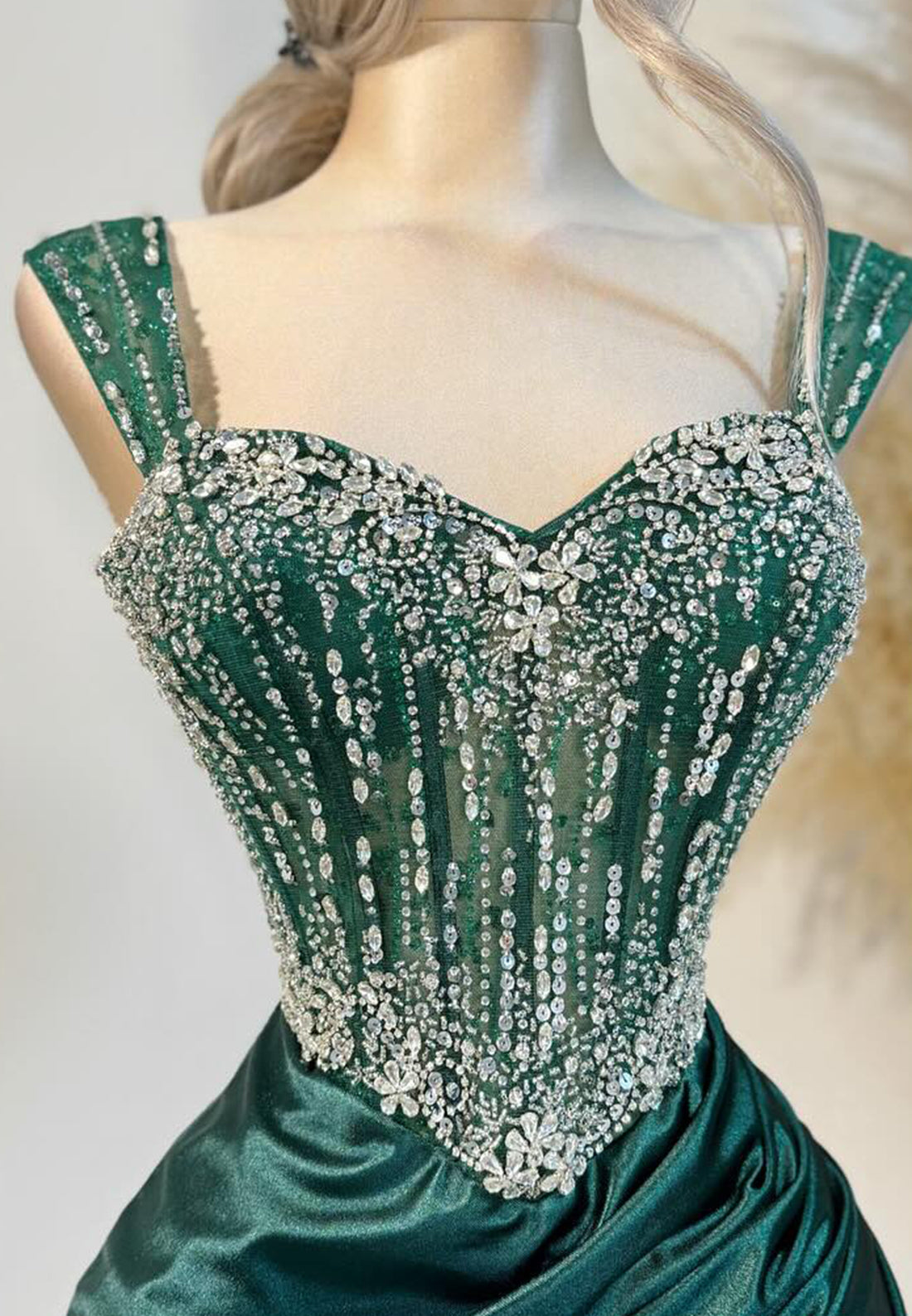 Sweetheart Straps Beaded Side Slit Sheath Sparkly Prom Dress