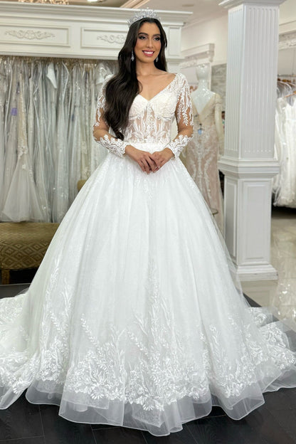 Long Sleeves A Line V Neck Lace Appliqued Beach Wedding Dresses for Bride