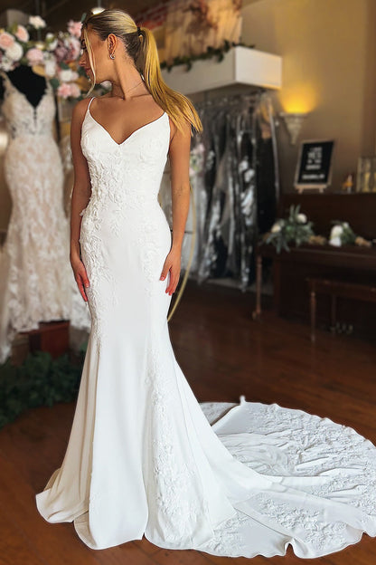 Mermaid Satin V Neck Beach Wedding Dresses Lace Appliqued Wedding Gowns for Bride