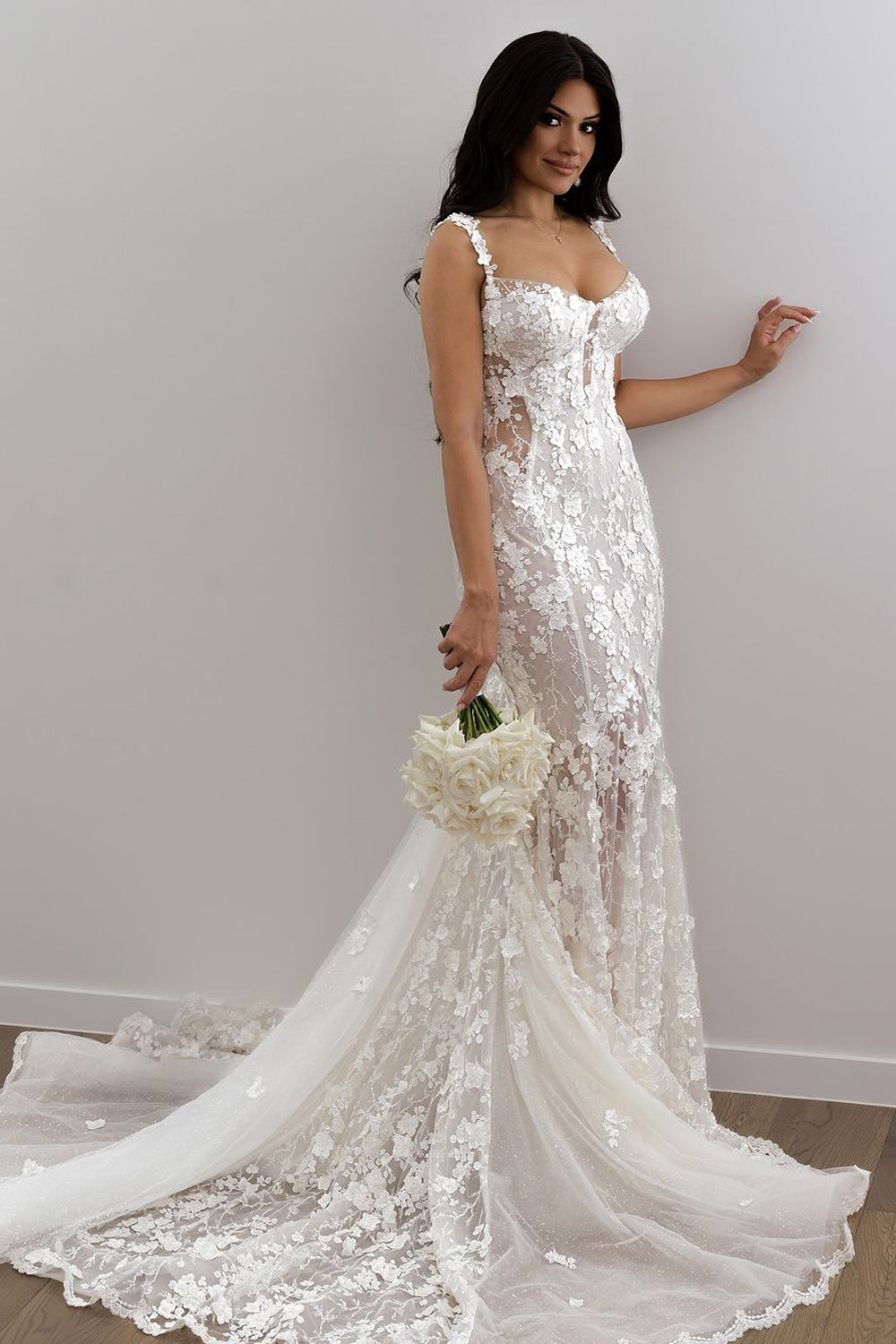 Charming Mermaid Sweetheart Lace Beach Wedding Dresses with Appliques