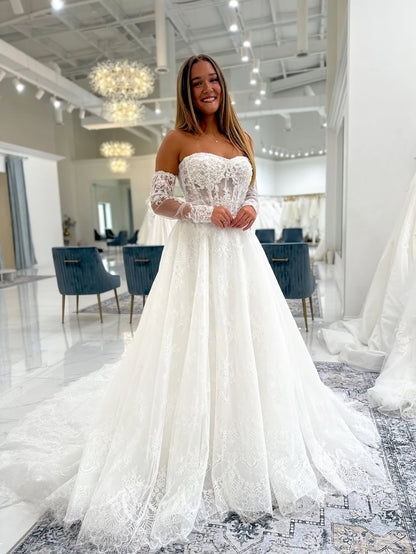 A Line Sweetheart Tulle Lace Appliqued Beach Wedding Dresses for Bride