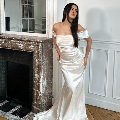 Off-Shoulder Sleeveless Pleatedd Mermaid Formal Dress