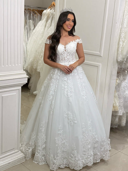 Women's A Line Tulle Lace Beach Plus Size Wedding Dresses for Bride