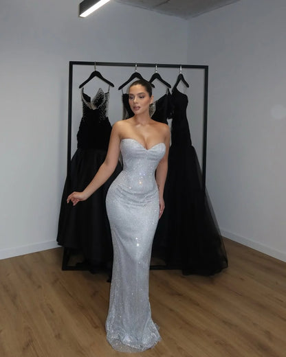 Radiant Sweetheart Sleeveless Sheath Prom Dress