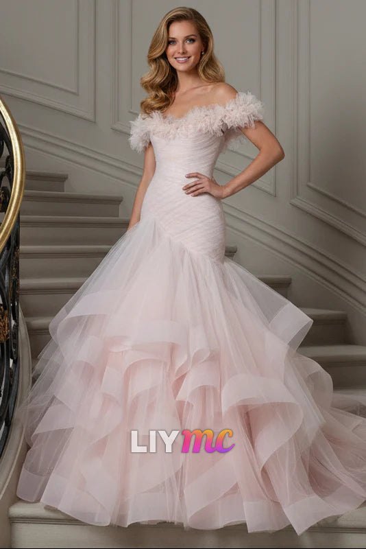 Lussooy Exqusite Tulle Off the Shoulder Blushing Pink Strapless Mermaid Prom Dress with Ruffles