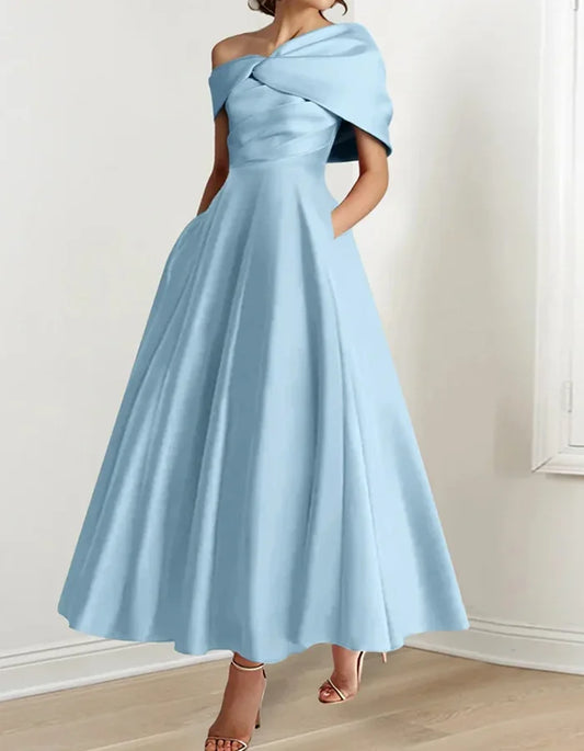 Off-shoulder Solid Color Large Pocket Design Midi Dress