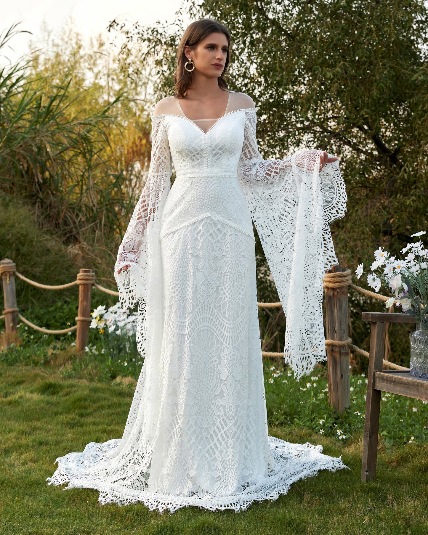Women's Wedding Dresses Boho for Bride Long Sleeves Plus Size Lace Beach Bridal Gowns