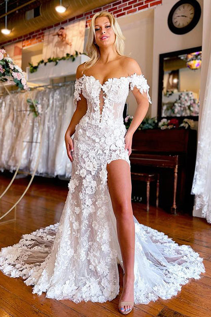 Gorgeous Mermaid V Neck Cap Sleeves Lace Slit Wedding Dresses with 3D Appliques