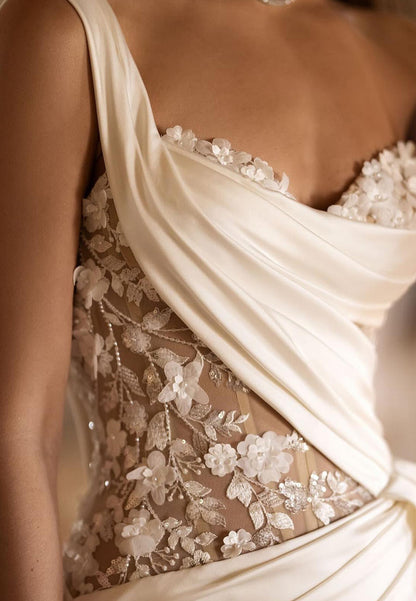 Asymmetrical Sleeveless Appliques Pleated High Slit Boho Wedding Dress