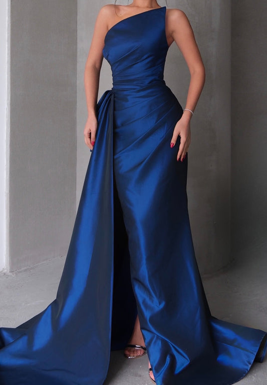 Asymmetrical Sleeveless Pleated Sheath Formal Dress