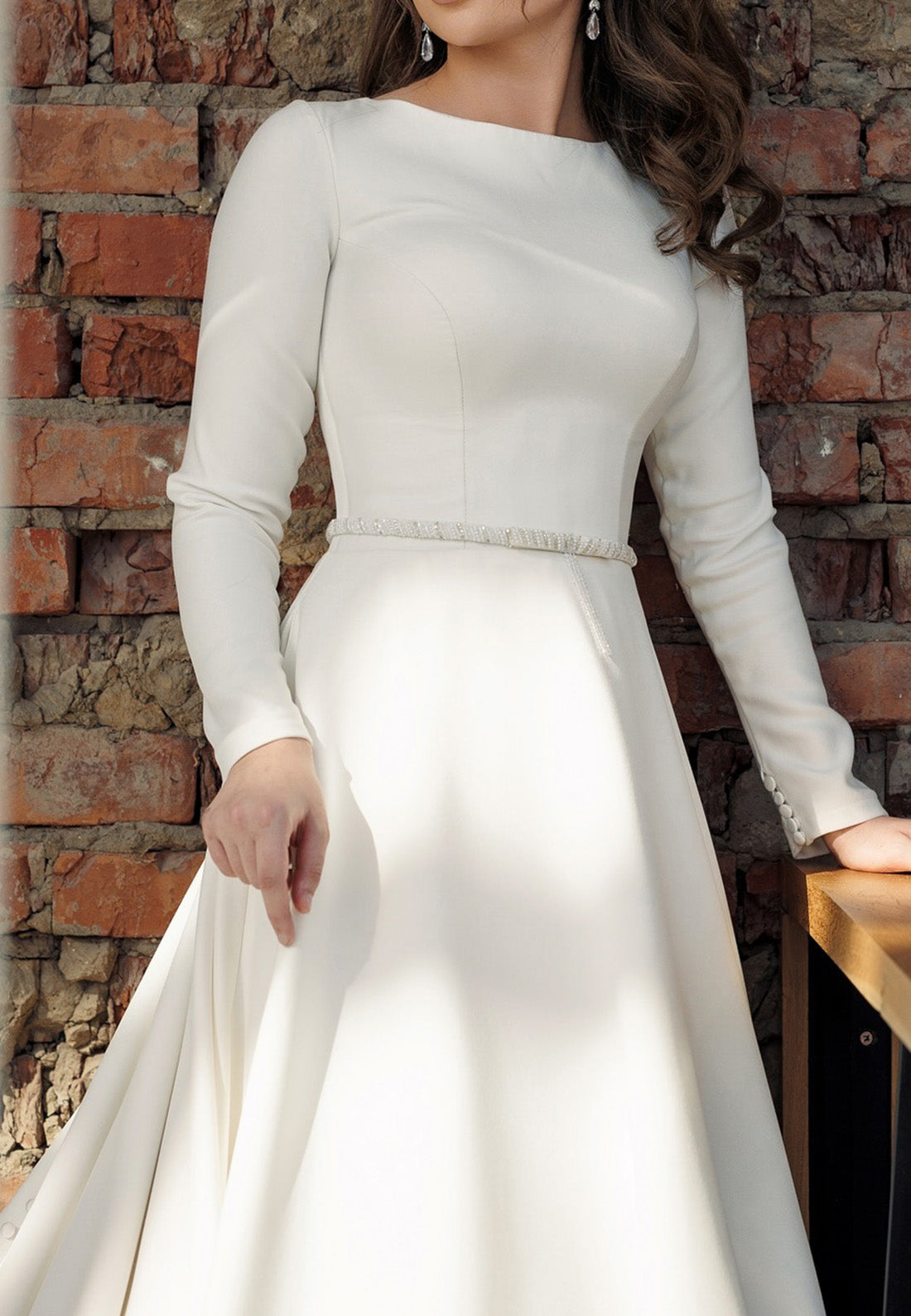 Bateau Long Sleeves Sleek A-Line Classic Wedding Dress
