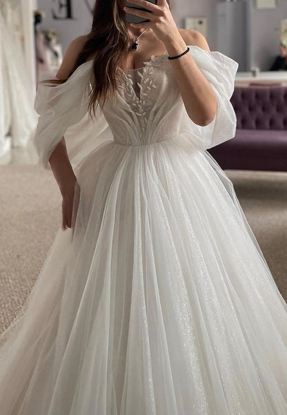Off-Shoulder Strapless Tulle A-Line Ball Gown Wedding Dress
