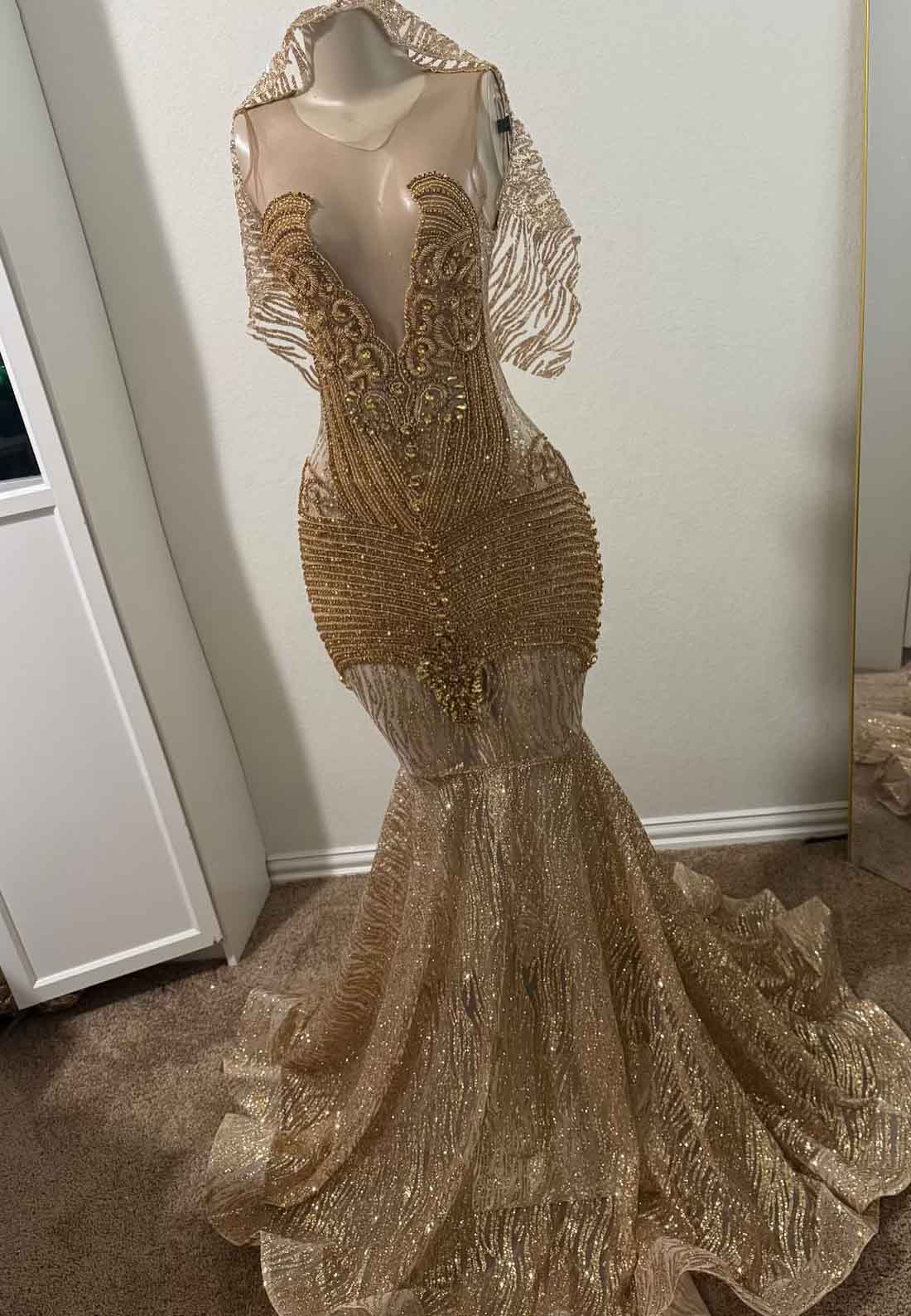 Gold V-Neck Sleeveless Beadedd Pleated Mermaid Prom Dress for Black Girls