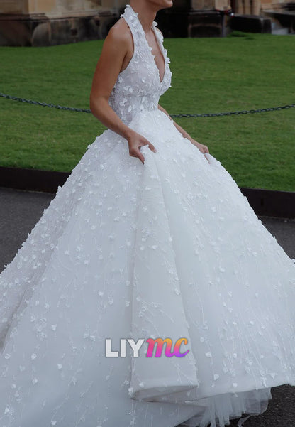 Halter V-Neck Floral Appliques A-Line Wedding Dress