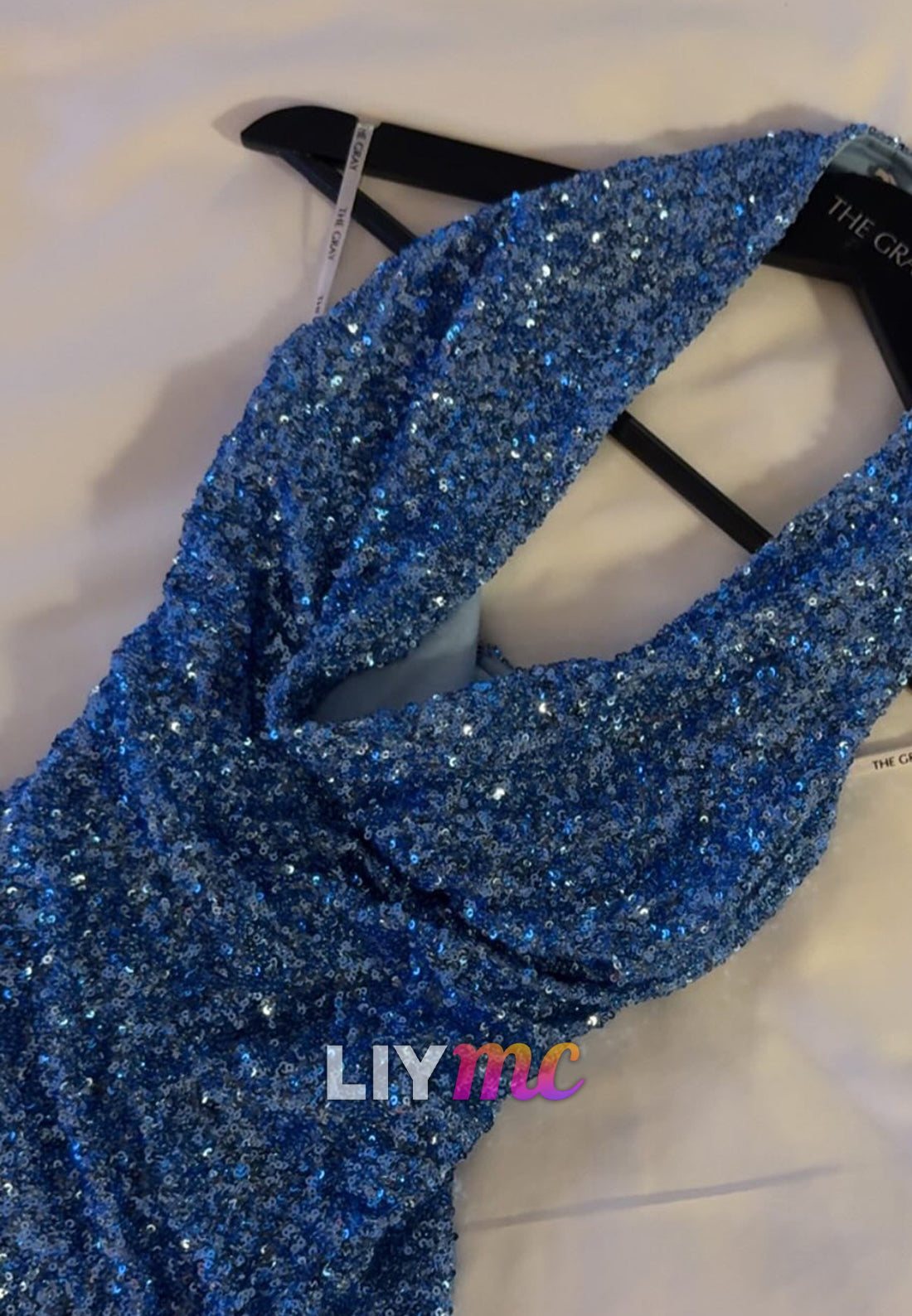 Halter V-Neck Sleeveless Sequins Mermaid Prom Dress