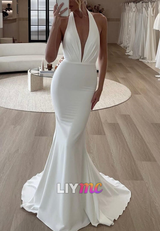 Halter V-Neck Sleeveless Sleek Mermaid Wedding Dress