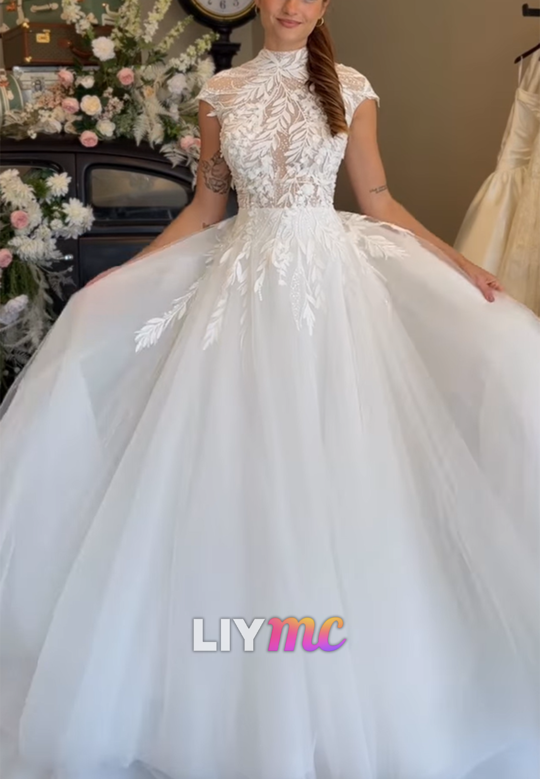 High Neck Cap Sleeves Tulle Appliques A-Line Wedding Dress