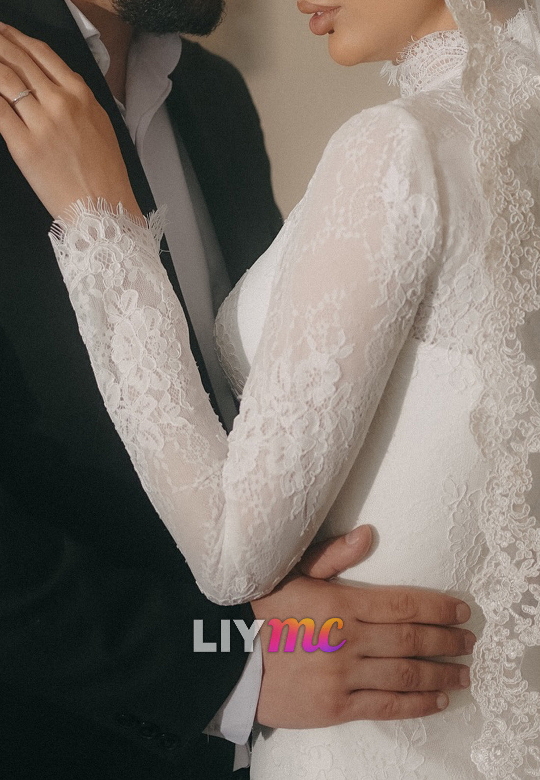 High Neck Long Sleeves Lace Appliques Mermaid Wedding Dress