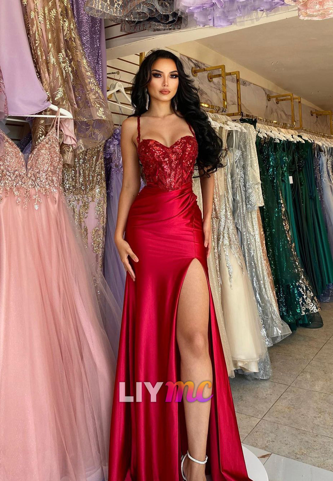 LP284 - Sheath/Column Sweetheart Sequins Ruched Satin Long Prom Evening Dress