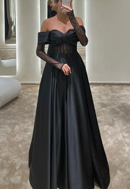 Sweetheart Strapless Appliques Pleated A-Line Prom Dress