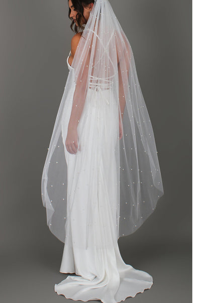 Scoop Straps Sleeveless Sleek Mermaid Beach Wedding Dress