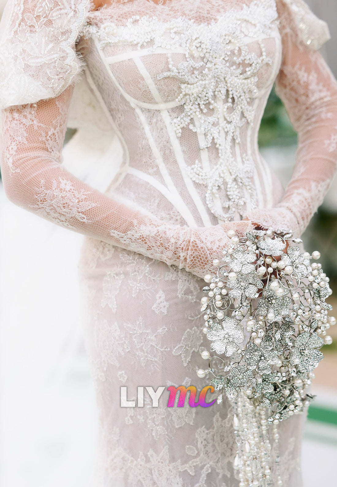 Lace Appliques Mermaid Off-Shoulder Long Sleeves Wedding Dress