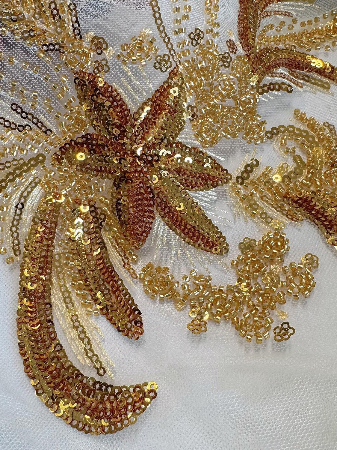 A-Line/Princess Scoop Sleeveless Asymmetrical Elegant Mother of the Bride & Groom Dresses with Appliques