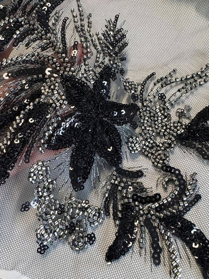 A-Line/Princess Scoop Sleeveless Asymmetrical Elegant Mother of the Bride & Groom Dresses with Appliques