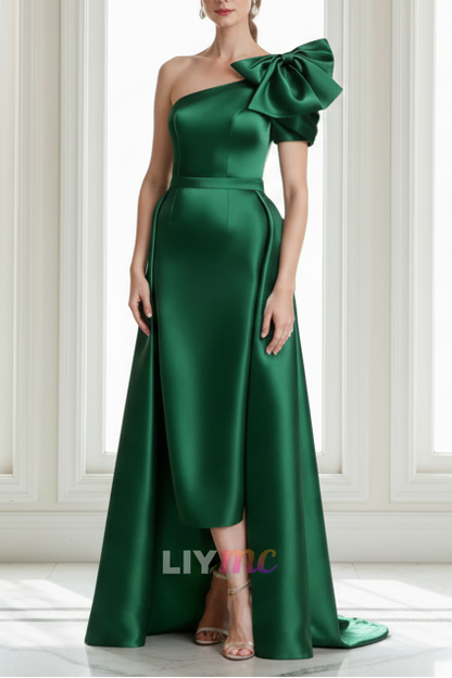 A-Line/Princess One-Shoulder Satin Mother of the Bride Dresses Sleeveless Tea-Length Bow