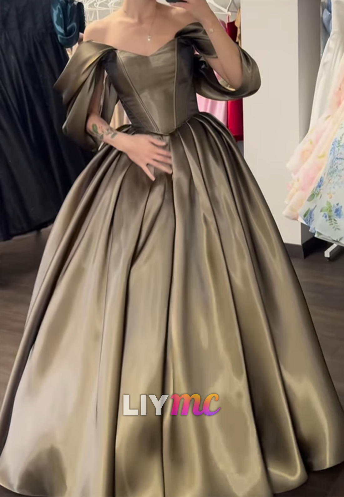 Off-Shoulder Cap Sleeves Sleek A-Line Prom Dress