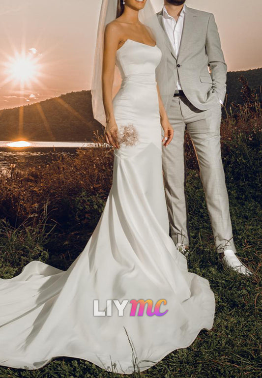 V-Neck Fitted Sleeveless Sleek Mermaid Wedding Dress
