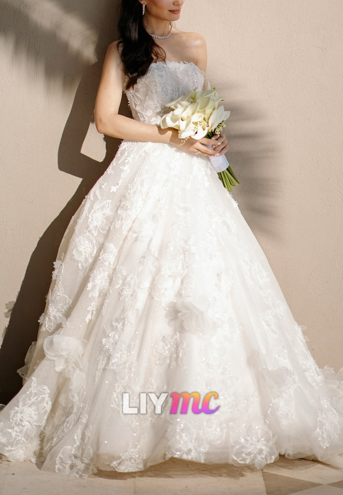 Off-Shoulder Floral Appliques Ball Gown Wedding Dress