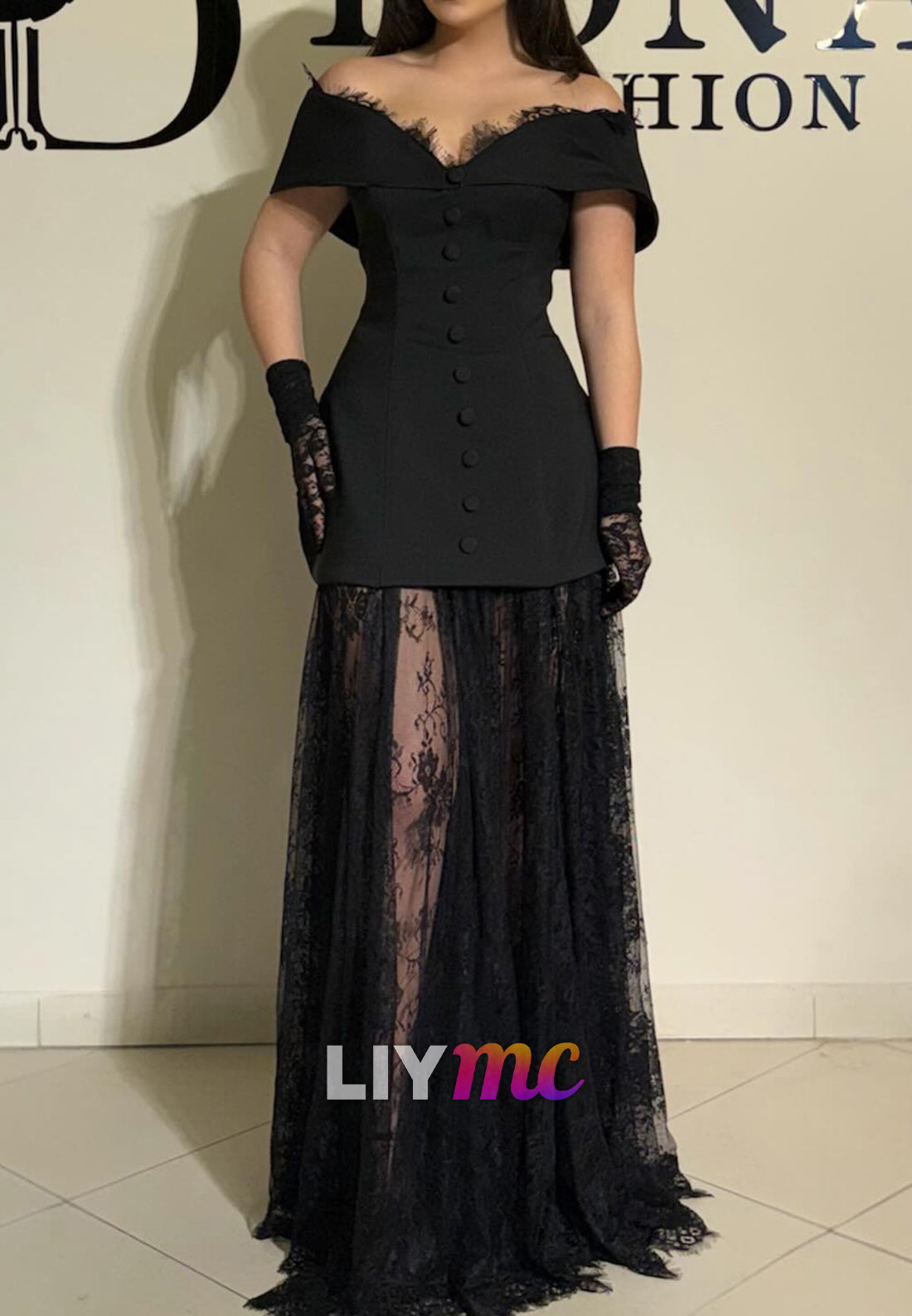Off-Shoulder Lace Appliques A-Line Formal Dress