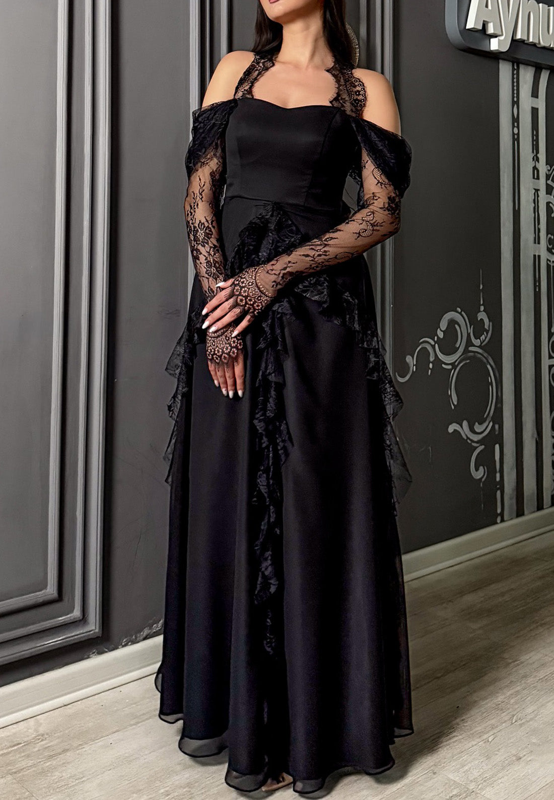 Off-Shoulder Long Sleeves Appliques A-Line Evening Dress