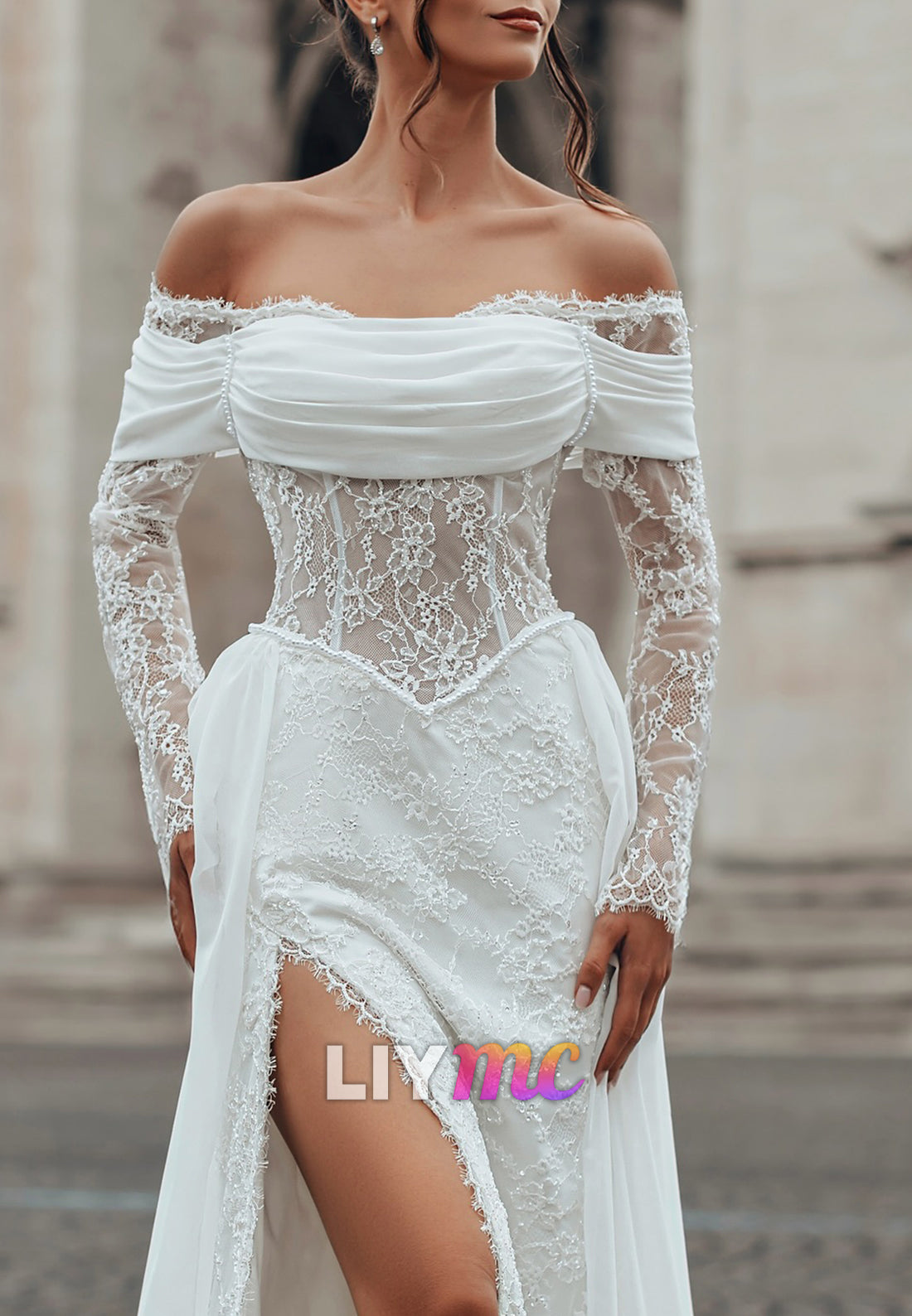 Off-Shoulder Long Sleeves Appliques Sheath Wedding Dress