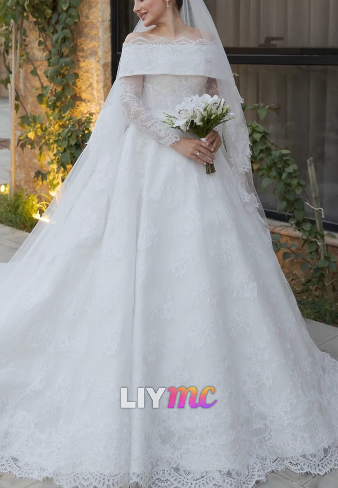 Off-Shoulder Long Sleeves Lace Appliques A-Line Wedding Dress