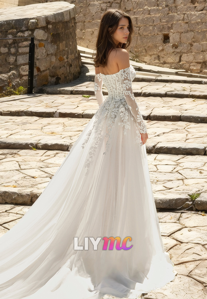 Off-Shoulder Long Sleeves Lace Appliques Tulle A-Line Brach Wedding Dress