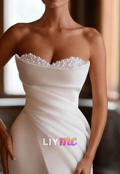 Sweetheart Pearl Pleated Sheath Wedding Dress
