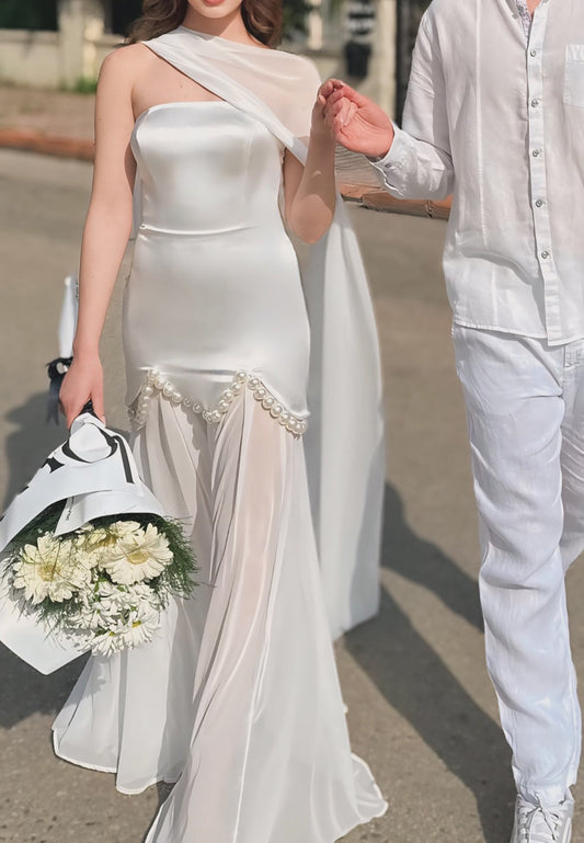 Off-Shoulder Pearl Sleeveless A-Line Simple Beach Wedding Dress