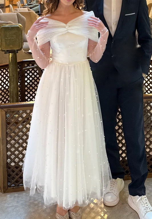 Off-Shoulder Pearl Tulle A-Line Midi Wedding Dress