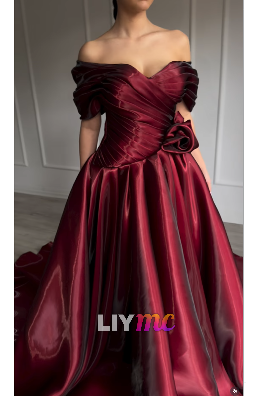 Off-Shoulder Sleek Pleated Cap Sleeves A-Line Prom Dress