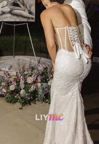 Off-Shoulder Sleeveless Appliques Mermaid Wedding Dress